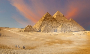 Day Tour Pyramids of Giza and Sphinx from Giza