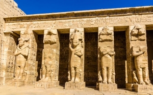 Full Day Tour to Best Monuments of Luxor&#039;s West Bank