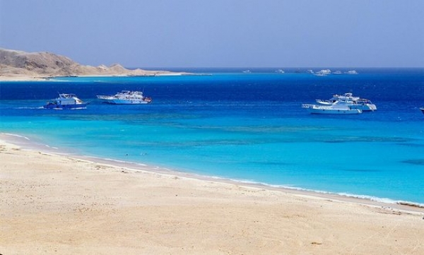 Private Transport to Hurghada from Luxor