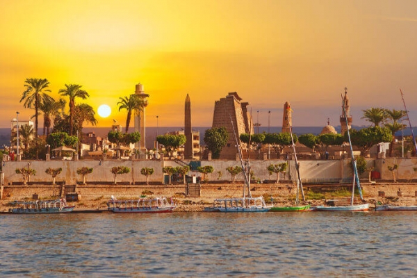 Private Transport to 3 West Bank Monuments of Your Choice from Luxor