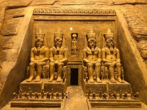 Full Day Tour to The Egyptian Museum Citadel and Old Cairo from Giza
